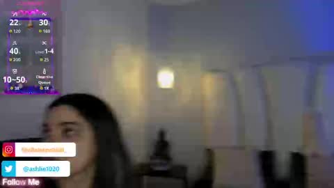 Mia Villalobos online show from October 2025 11:53:02 AM