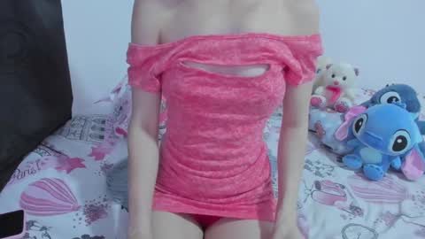 Snapshot of miavolkova_ chatting on February 2025 08:59:02 PM Chloe online show from February 2025 08:59:02 PM