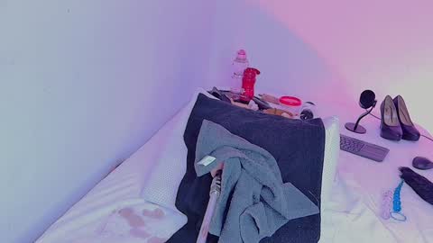 LINAY And VALENTINA - INSTAGRAM LINAY MVP online show from January 2025 03:21:01 PM