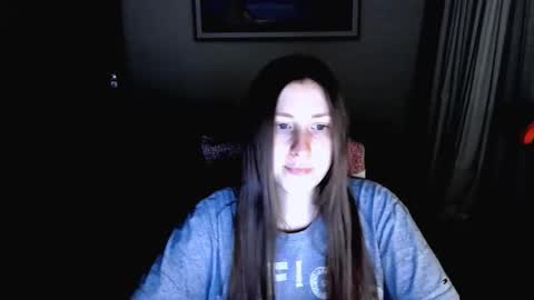 Snapshot of miawriter chatting on April 2026 11:02:01 PM LuckyMia online show from April 2026 11:02:01 PM
