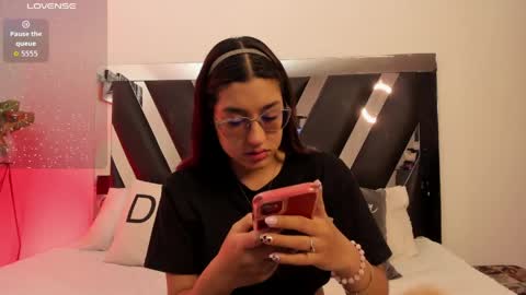 Snapshot of miayiron chatting on May 2026 01:06:02 PM MiaIron online show from May 2026 01:06:02 PM