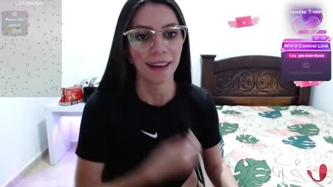 Micaela online show from February 2025 02:33:01 PM