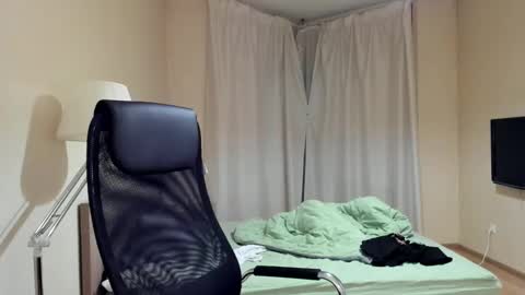 Snapshot of michael_birkin chatting on January 2025 04:04:01 AM Michael Birkin online show from January 2025 04:04:01 AM