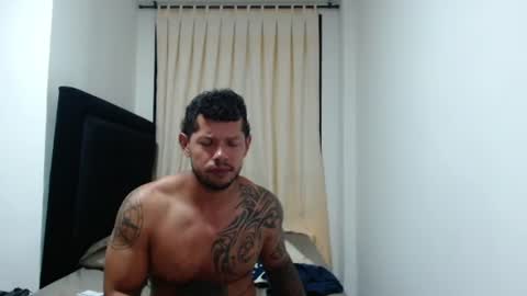 Snapshot of michael_daviss1 chatting on June 2026 02:05:02 AM Michael Daviss online show from June 2026 02:05:02 AM