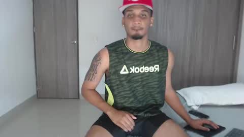 Snapshot of michael_jordanx chatting on December 2024 05:20:01 AM Angel online show from December 2024 05:20:01 AM