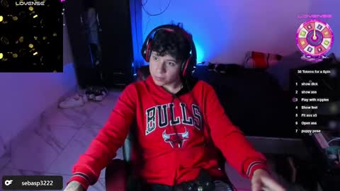 Snapshot of michael_kendall0 chatting on January 2025 12:36:02 AM michael independent model  online show from January 2025 12:36:02 AM