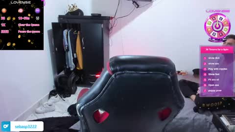 Snapshot of michael_kendall0 chatting on February 2025 02:04:01 AM michael independent model  online show from February 2025 02:04:01 AM