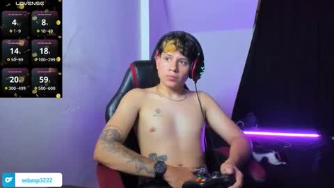 Snapshot of michael_kendall0 chatting on October 2025 02:06:01 AM michael independent model  online show from October 2025 02:06:01 AM