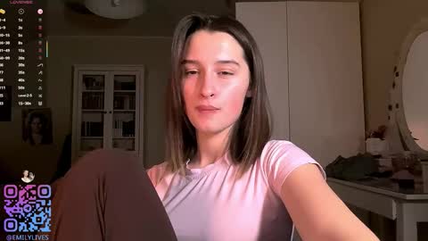 Emily online show from December 2025 02:14:02 PM