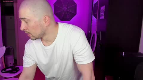 Snapshot of michael_wolfborn chatting on June 2026 02:17:02 PM Michael online show from June 2026 02:17:02 PM