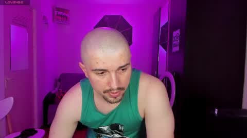 Snapshot of michael_wolfborn chatting on July 2026 03:03:02 PM Michael online show from July 2026 03:03:02 PM