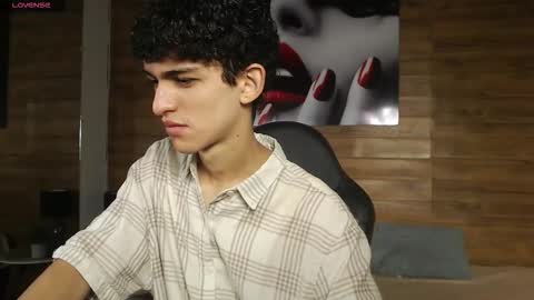 michaelkoiv online show from February 2026 11:22:02 AM