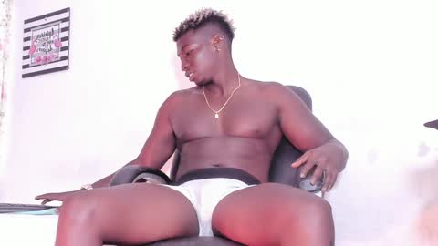 Michaell online show from December 2024 07:11:01 PM