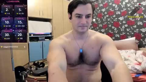 michaelragnar90 online show from December 2024 02:02:01 PM