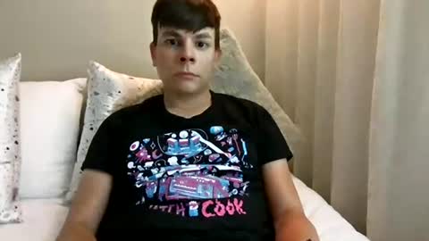 michaeltwinkboy online show from July 2026 04:53:01 PM