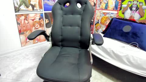 michel_lopez18 online show from December 2024 11:59:01 AM