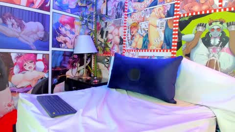 michel_lopez18 online show from December 2024 03:02:01 PM