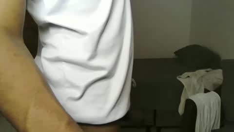 Snapshot of micheldelatorre69 chatting on September 2025 07:39:02 PM MichelandDavid online show from September 2025 07:39:02 PM