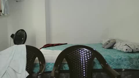 Snapshot of micheldelatorre69 chatting on October 2025 08:19:01 PM MichelandDavid online show from October 2025 08:19:01 PM