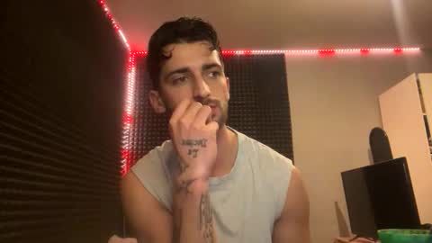 michelemagnetico online show from November 2025 11:03:01 PM