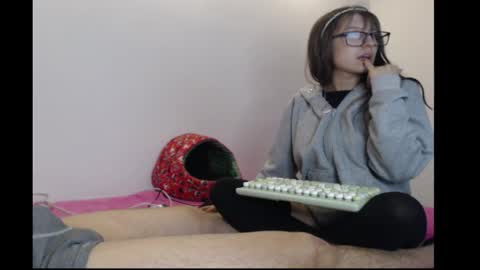 Michell online show from June 2026 03:13:02 AM