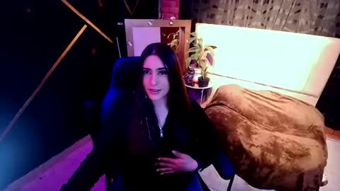 Snapshot of michell_h chatting on April 2026 04:26:01 AM Nani online show from April 2026 04:26:01 AM