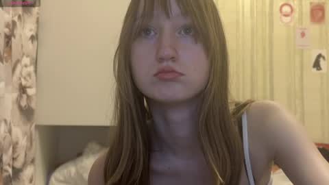 Snapshot of michelle_neely chatting on October 2025 09:39:02 PM michelle_neely online show from October 2025 09:39:02 PM