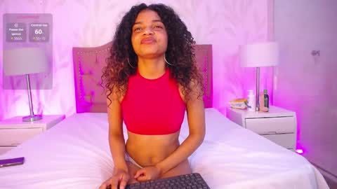 Snapshot of michellebronx chatting on April 2026 12:03:01 PM michellebronx online show from April 2026 12:03:01 PM