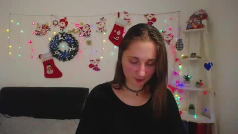 Snapshot of michellee11 chatting on January 2025 03:07:01 PM Michel online show from January 2025 03:07:01 PM