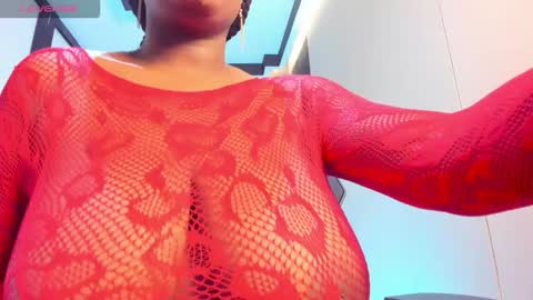 michellepreston_ online show from December 2025 12:01:01 PM