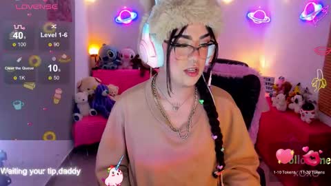   online show from November 2025 04:01:02 AM