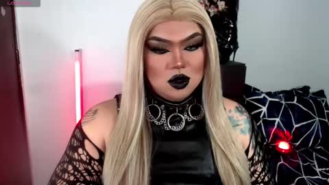 Michelle online show from November 2025 06:47:01 AM