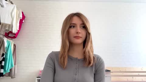 Jenny online show from March 2026 08:26:01 AM