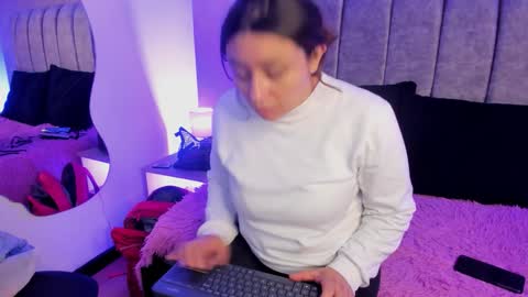 Snapshot of michonne_09 chatting on March 2026 09:03:02 PM michonne_09 online show from March 2026 09:03:02 PM