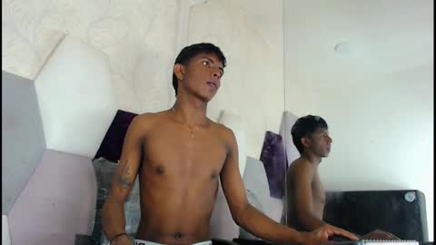 Mick storm online show from November 2025 07:26:01 PM