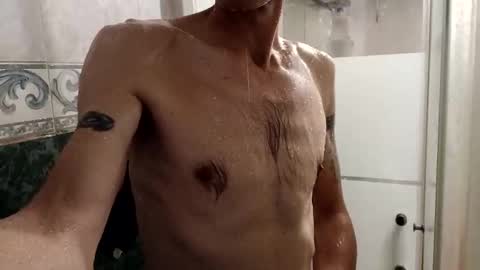 Snapshot of mickavis1975 chatting on November 2025 05:48:02 PM mickavis1975 online show from November 2025 05:48:02 PM