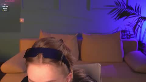 Snapshot of mickey_milk chatting on March 2026 06:35:02 PM Micky online show from March 2026 06:35:02 PM