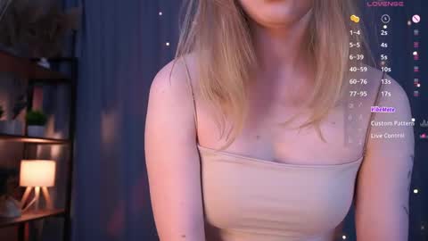 Snapshot of mickeydior chatting on April 2026 12:31:01 PM mickeydior online show from April 2026 12:31:01 PM