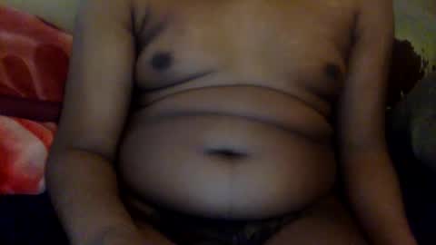 Snapshot of mickkzzx chatting on December 2025 01:49:01 PM mickkzzx online show from December 2025 01:49:01 PM