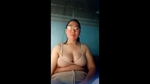 Snapshot of mickye00 chatting on May 2026 07:37:02 PM Miky online show from May 2026 07:37:02 PM