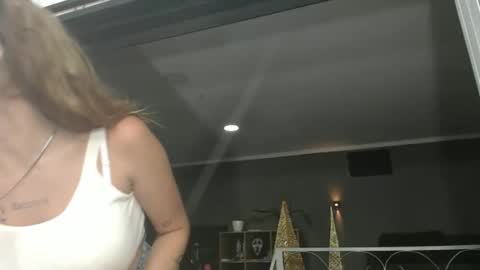 Snapshot of mickystrumia chatting on December 2025 12:26:02 AM mickystrumia online show from December 2025 12:26:02 AM