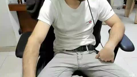 microfama00 online show from March 2026 12:38:01 AM