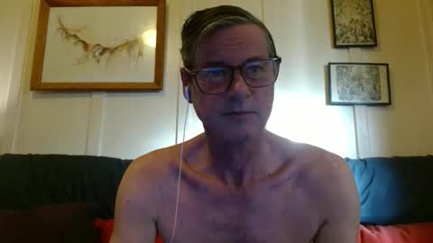 Snapshot of microsoftaussie chatting on September 2025 06:47:02 AM Stuart online show from September 2025 06:47:02 AM