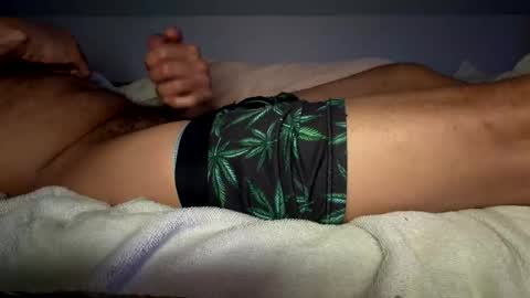 MidAtlanticMan1 online show from November 2025 03:40:02 AM