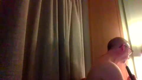 Snapshot of middleton2021 chatting on April 2026 02:15:01 PM middleton2021 online show from April 2026 02:15:01 PM