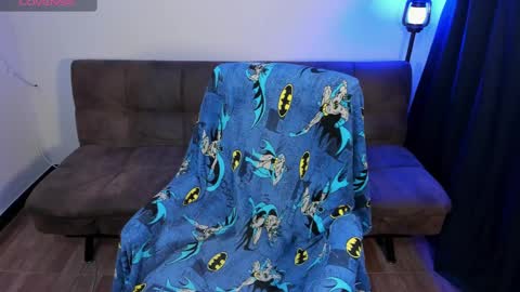 Blue online show from February 2025 04:11:01 AM