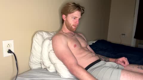 SexyLatinaCouple online show from December 2025 12:01:01 PM