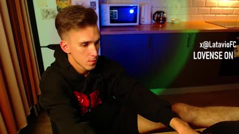 Snapshot of midnighter__ chatting on September 2025 10:11:01 PM Alexey or just Alex online show from September 2025 10:11:01 PM