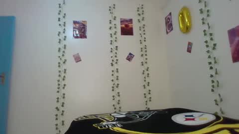 Snapshot of midnightkelly chatting on April 2026 10:42:02 AM Naught Kelly online show from April 2026 10:42:02 AM