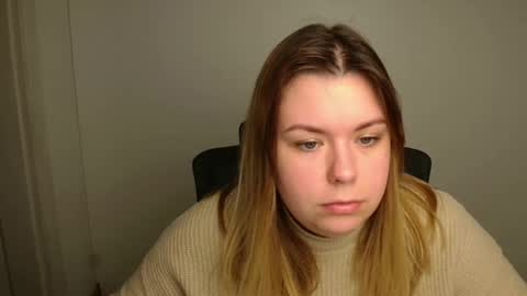 Mariana online show from October 2025 12:09:02 PM